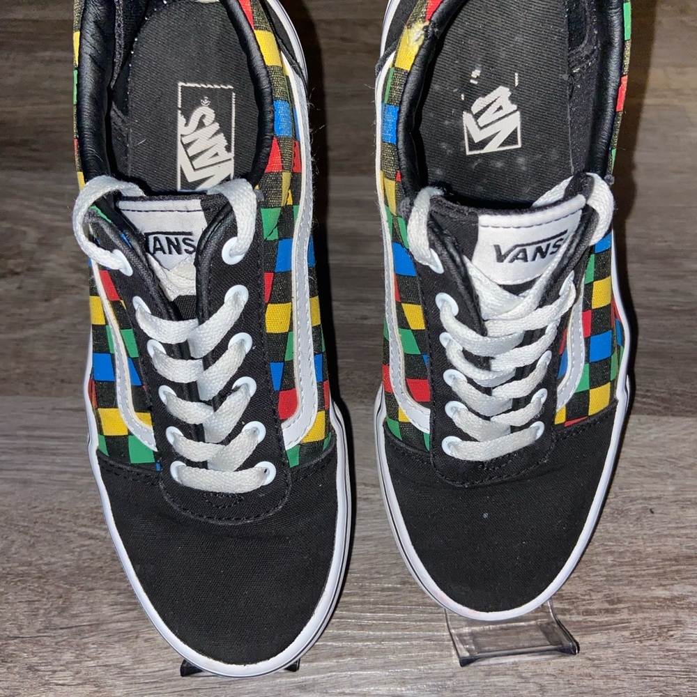 Vans Checkered Skateboard Black Shoes w/Colorful Checkered Design size Youth 4.5 - Picture 4 of 7